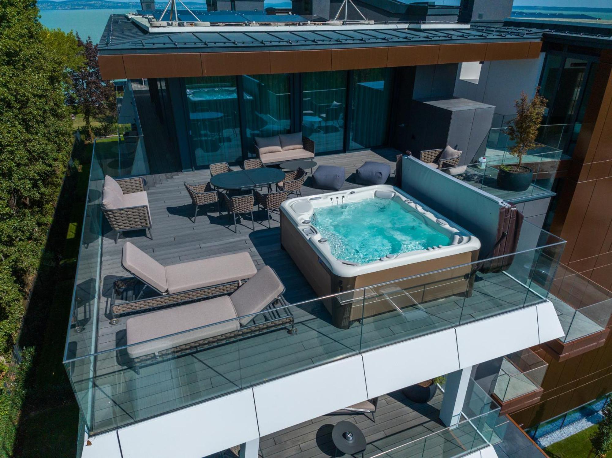 Bj81 Suite Hotel Siofok Exterior photo