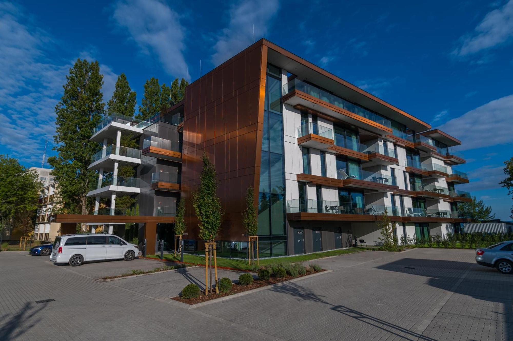 Bj81 Suite Hotel Siofok Exterior photo